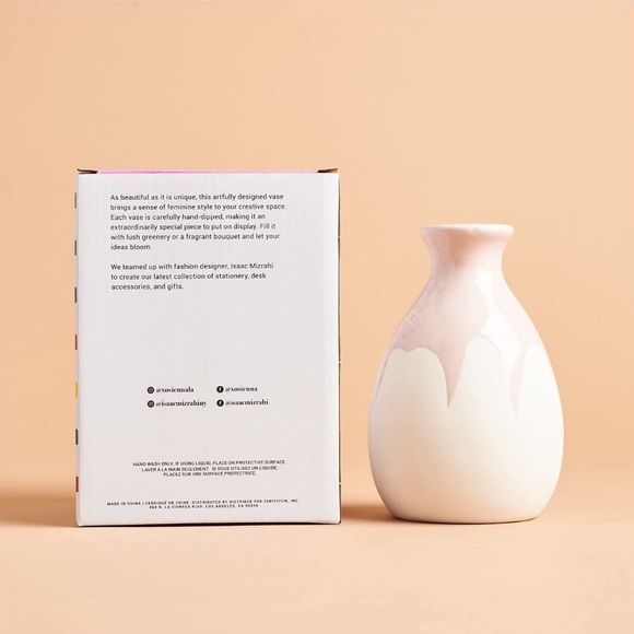 Isaac Mizrahi Loves Xo, Sienna Ceramic Decorative Vase - Picture 2 of 16